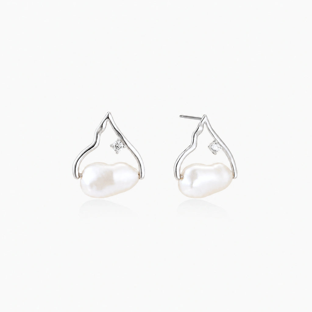 Pearl Teardrop Earrings