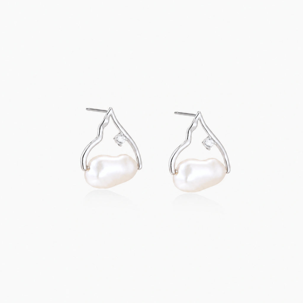 Pearl Teardrop Earrings