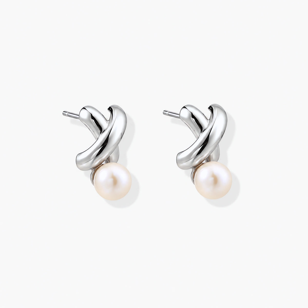 Twist Pearl Stud Earrings