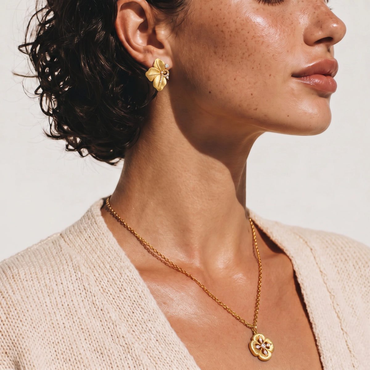 Bloom Medallion Necklace